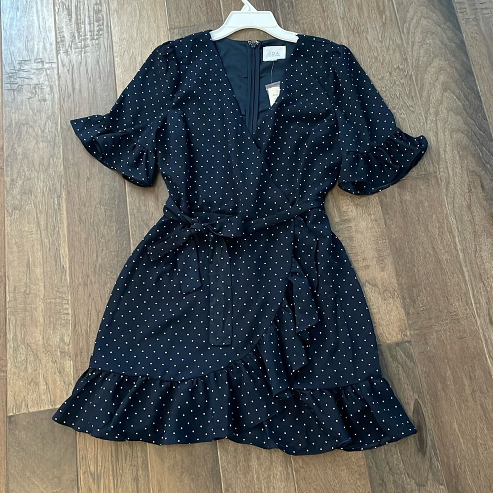 Just One Answer (J.O.A) | Ruffled Faux Wrap Dress